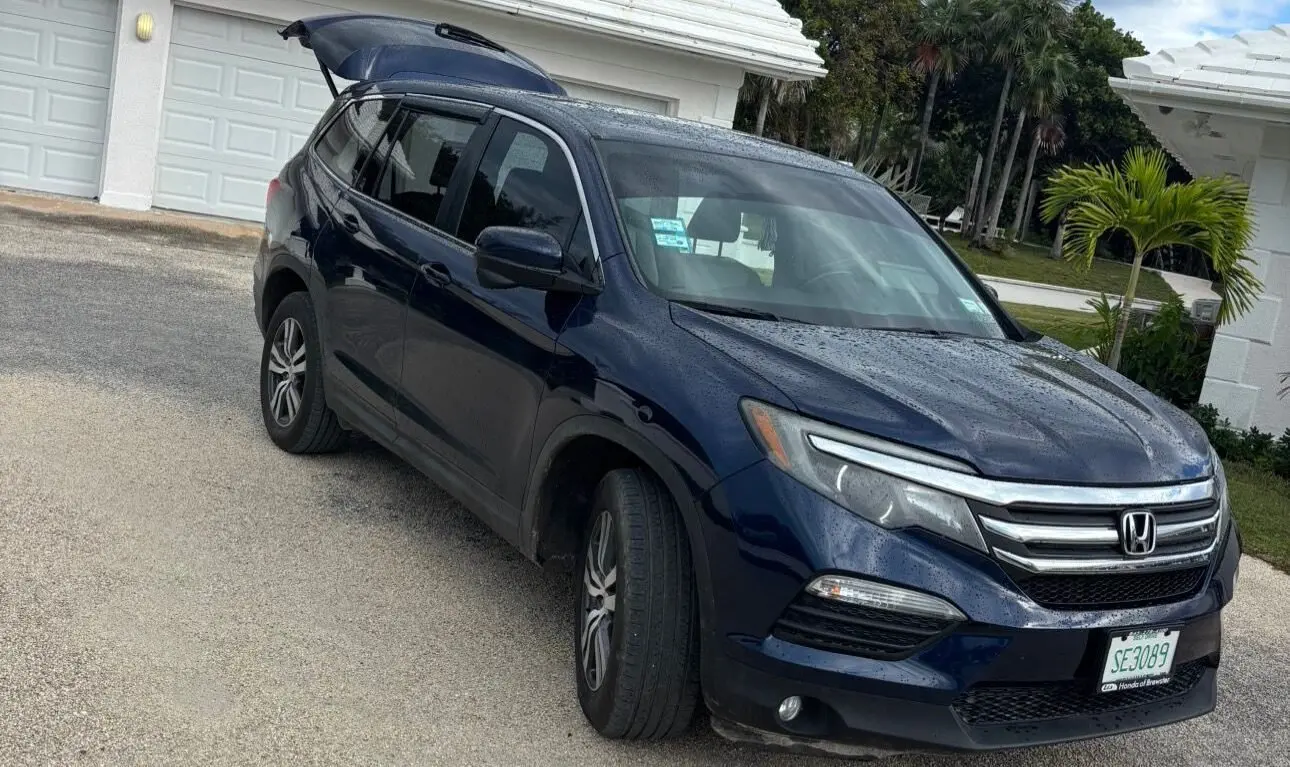 2017 Honda Pilot EX-L AWD available from Tyler Car Rentals